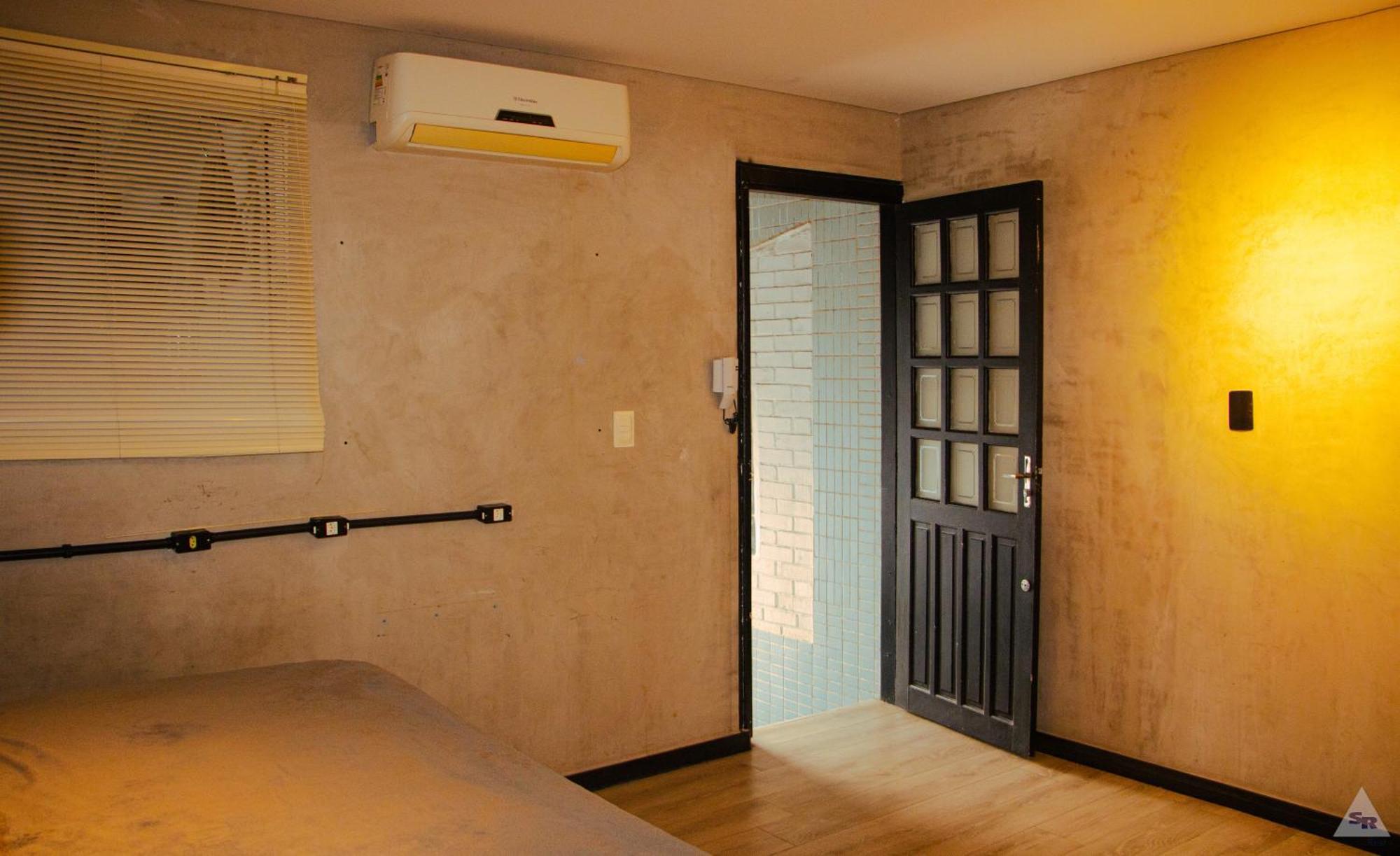Localizado No Centro Apartamento *